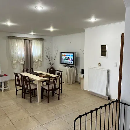Apartment In Salamina With Garden & Sea View Selinia Exterior photo
