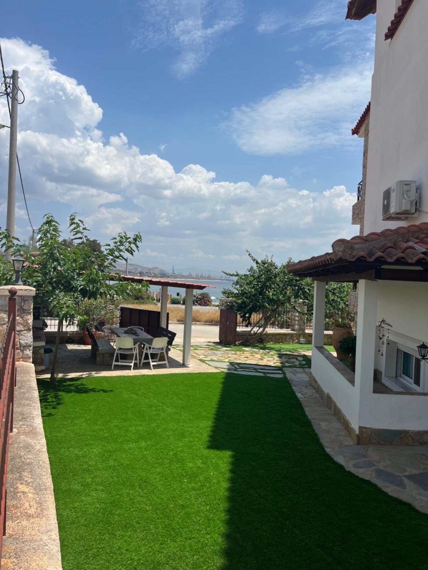 Apartment In Salamina With Garden & Sea View Selinia